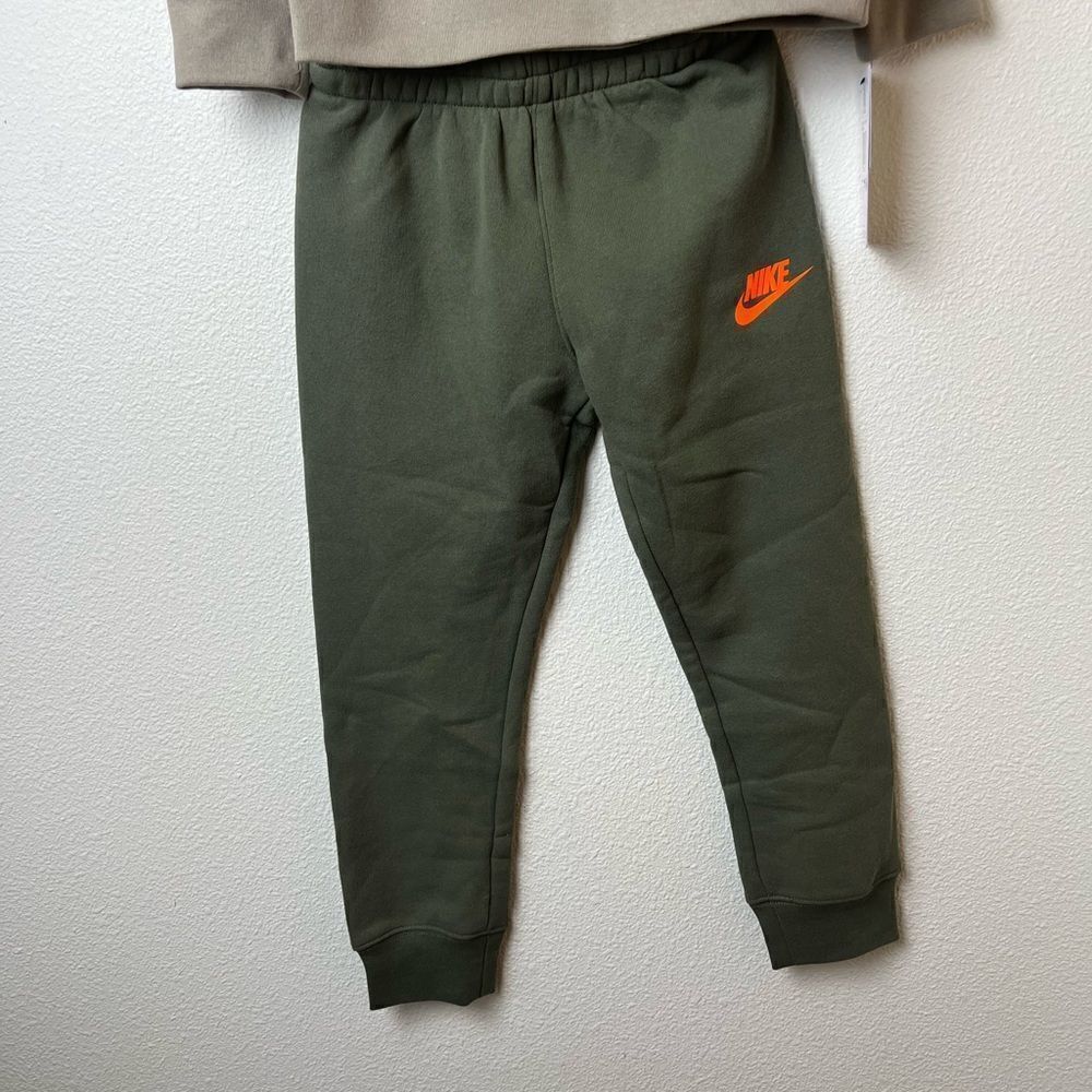 Nike Kids Fleece Crew Sweatshirt (Little Kids) - Picture 5 of 12